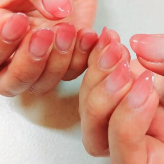 -------nail salon fu ^a
オフィスネイル
忍ばせスキニーラメフレンチ
#福井市ネイルサロン #オフィスネイルデザイン
#スキニーフレンチネイル #グラデ